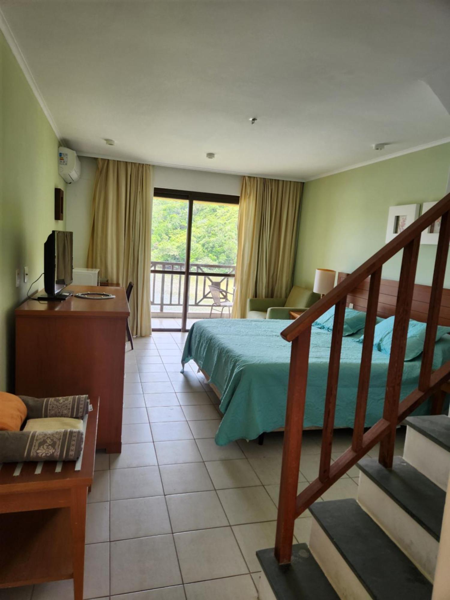 Flat Particular No Resort Em Ангра дос Рейс Екстериор снимка